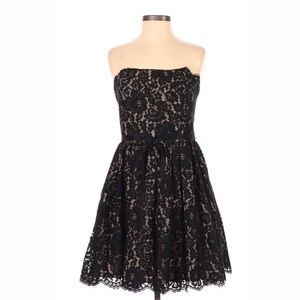 Robert Rodriguez Black Lace Sleeveless Cocktail Dress‎